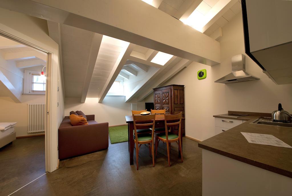 Apartements Coeur De Ville Аоста Номер фото